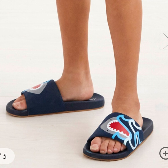 Hanna Anderson shark slides 13 - Picture 3 of 5